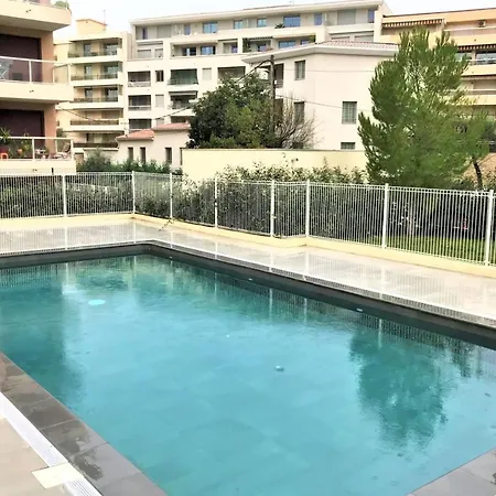 Lejlighed Centre Les Pins 1 Bedroom With Ac, Swimming Pool And Parking *
